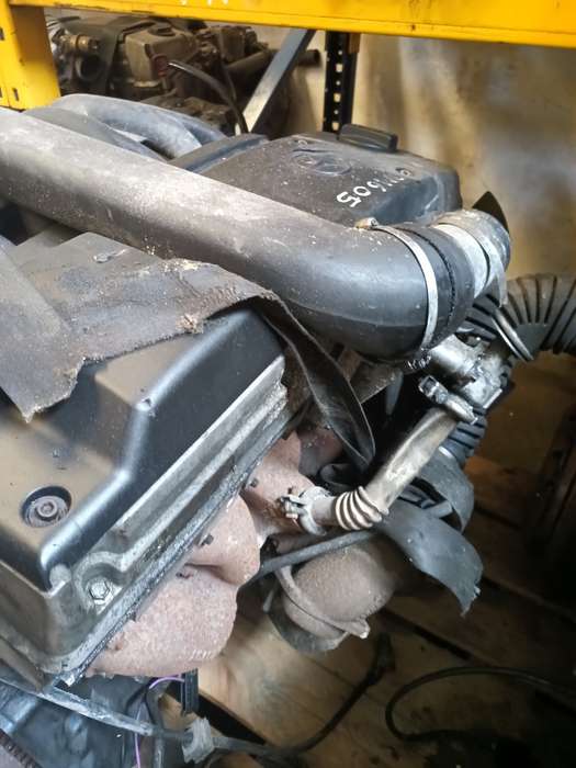 Motor Mercedes C250 TD OM605
