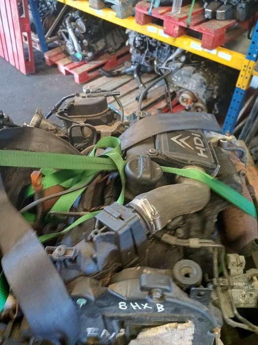 Motor PSA 1.4 HDI 68cv 8HX Injecao siemens