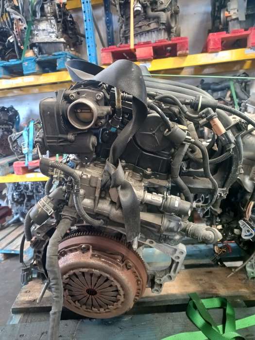 Motor PSA 1.2 VTi 82cv HM01