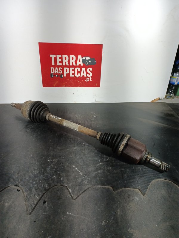 Transmissao RENAULT MEGANE III FRENTE ESQ 391013387R