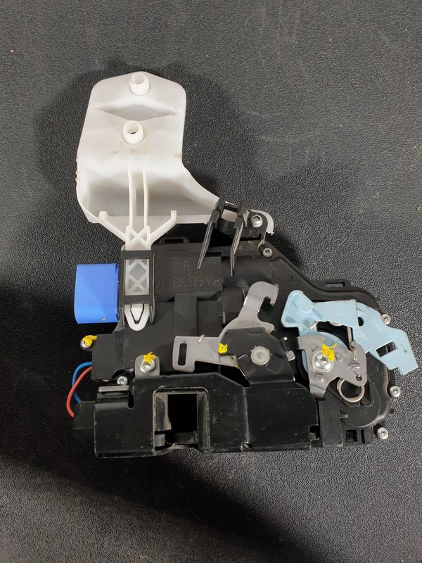Fecho Porta VW Caddy III Frente Direito 3D1837016AQ