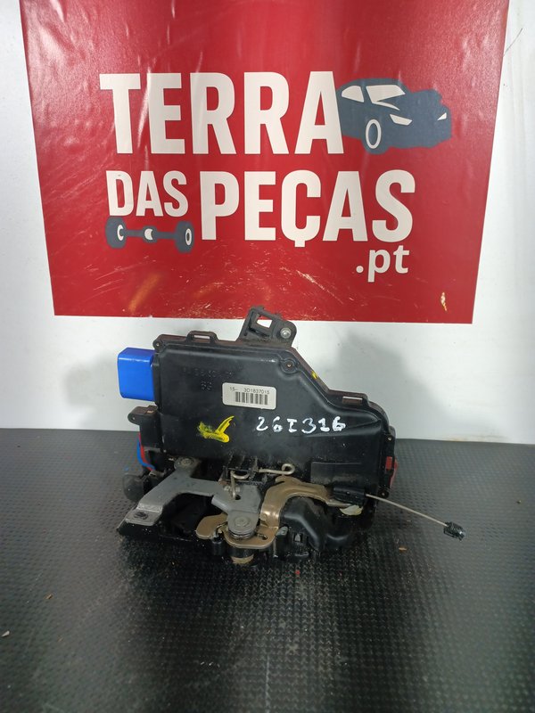 Fecho Porta VW GOLF V FRENTE ESQUERDA 3D1837015