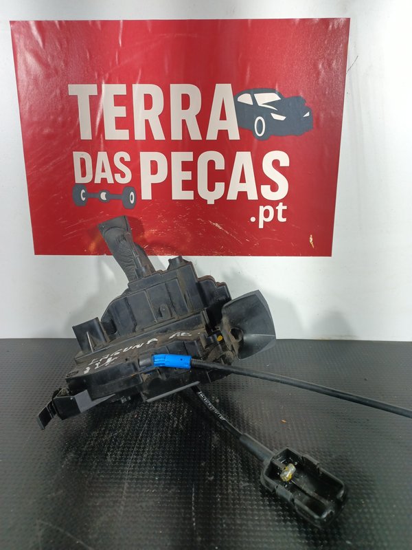 Fecho Porta RENAULT LAGUNA III FRENTE ESQ 805010004RB