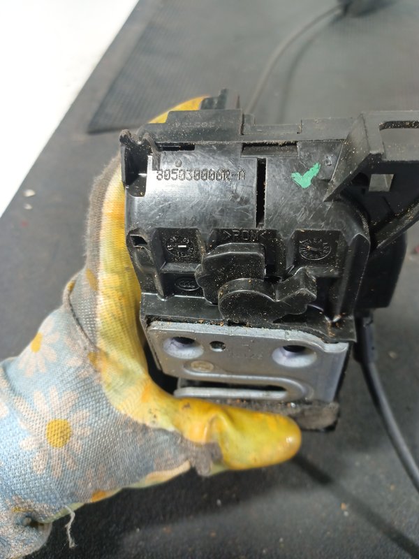 Fecho Porta RENAULT SCENIC / GRAND III FE 805030006RA