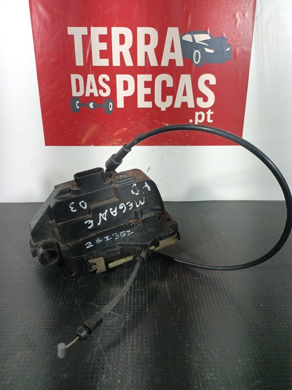 Fecho Porta RENAULT MEGANE II FRENTE DIREITA 027779