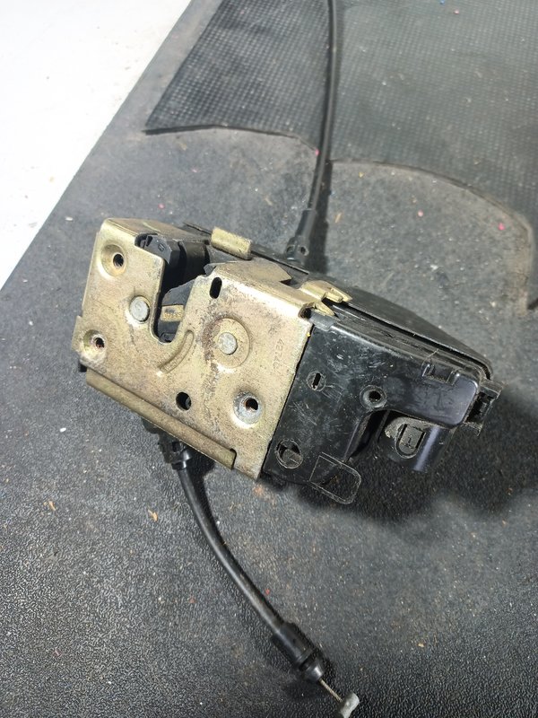 Fecho Porta RENAULT MEGANE II FRENTE DIREITA 027779