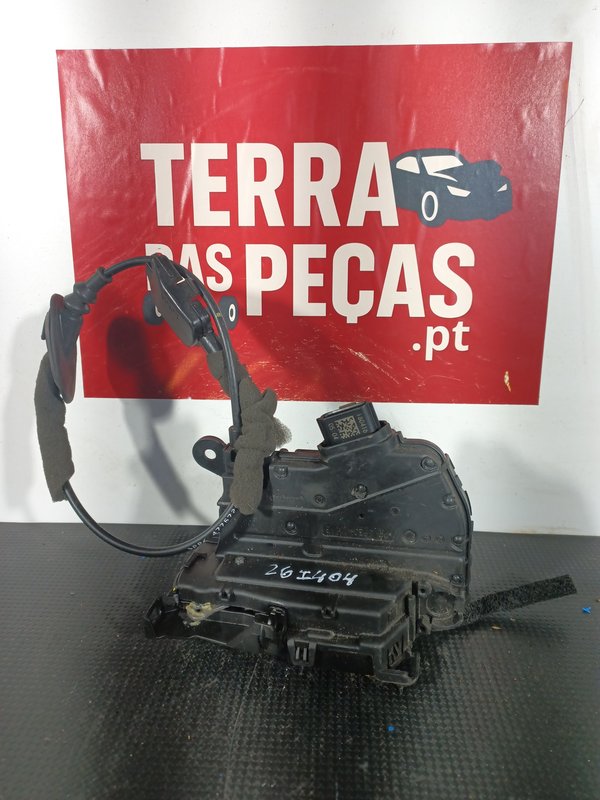 Fecho Porta RENAULT CLIO IV TRAZ ESQUERDA 825016604R