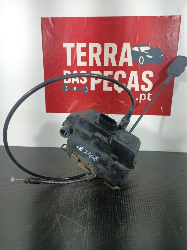 Fecho Porta RENAULT MEGANE II FRENTE DIREITA 086018