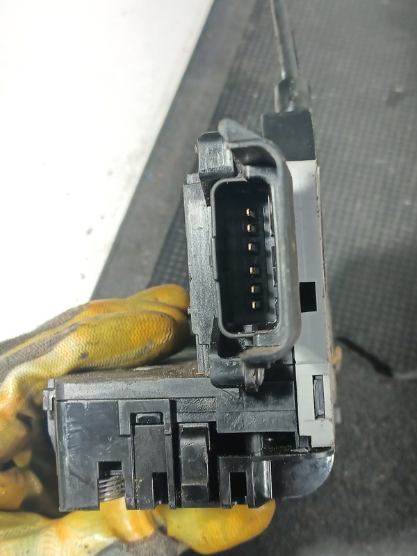 Fecho Porta CITROEN C4 PICASSO I FD 24099816