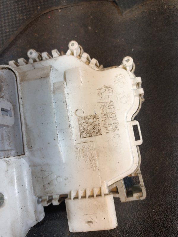 Fecho Porta AUDI A1 / SEAT LEON III 8X1837016C
