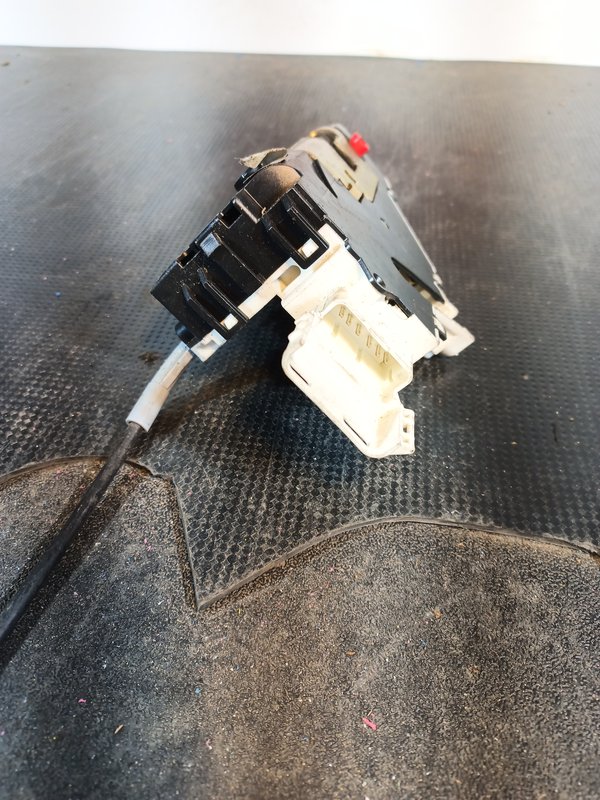 Fecho Porta CITROEN C4 I TRAZ ESQUERDO 9660700380E