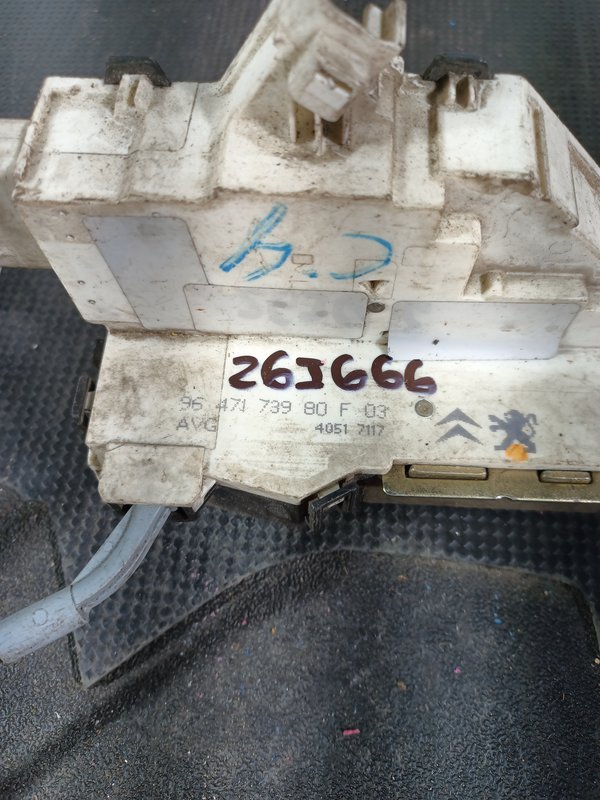 Fecho Porta CITROEN C4 FRENTE ESQUERDA 9647173980F