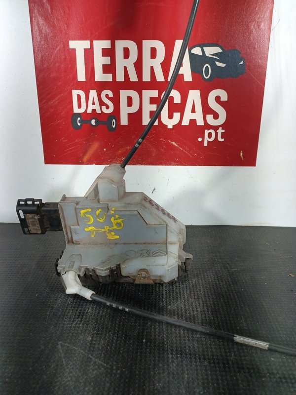 Fecho Porta PEUGEOT 508 TRAZ ESQUERDO PSA851926