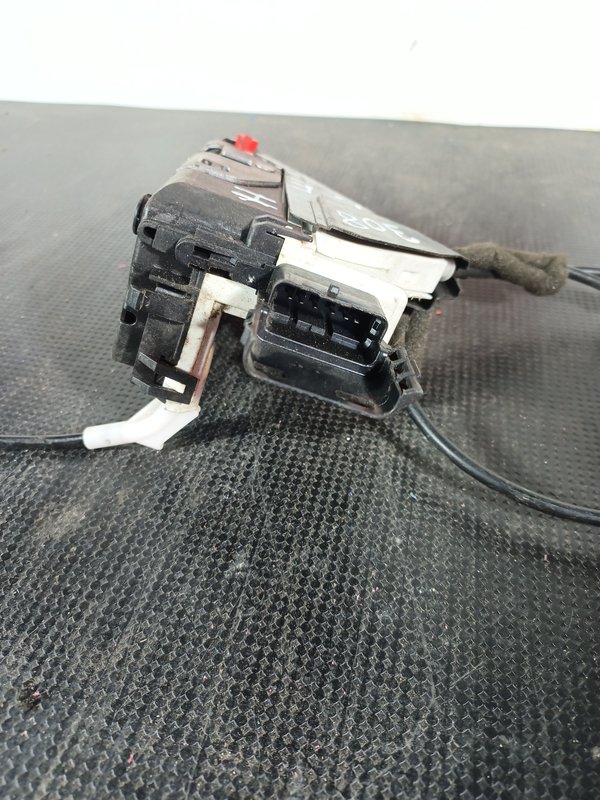 Fecho Porta PEUGEOT 308 TRAZ ESQUERDO PSA732106