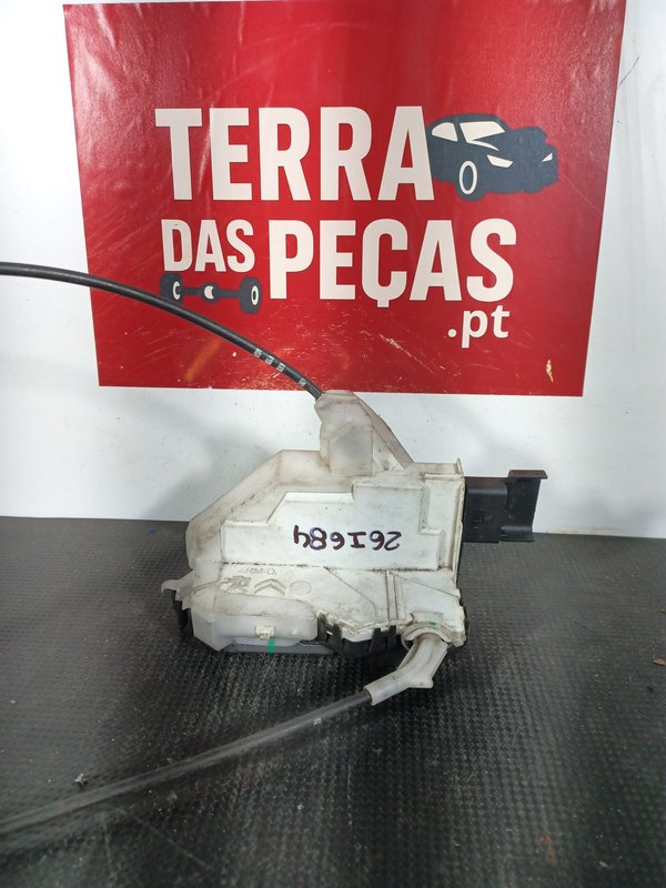 Fecho Porta CITROEN C3 II FRENTE DIREITA PSA732308