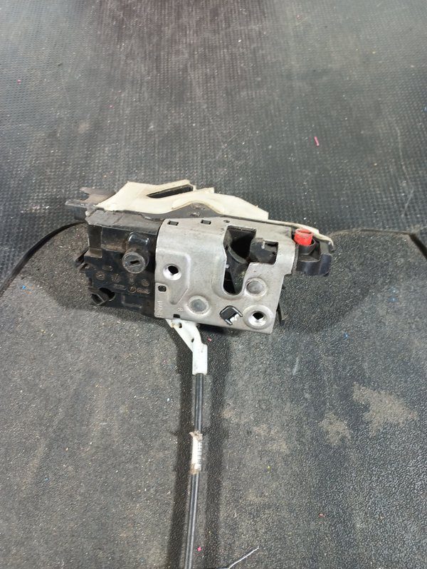 Fecho Porta PEUGEOT 208 TRAZ DIREITA 9688080780