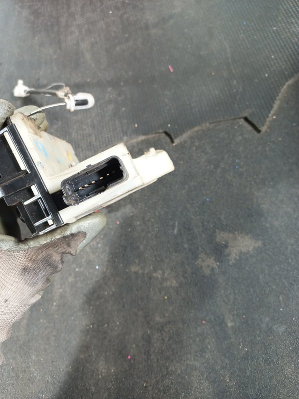 Fecho Porta PEUGEOT 208 TRAZ DIREITA 9688080780