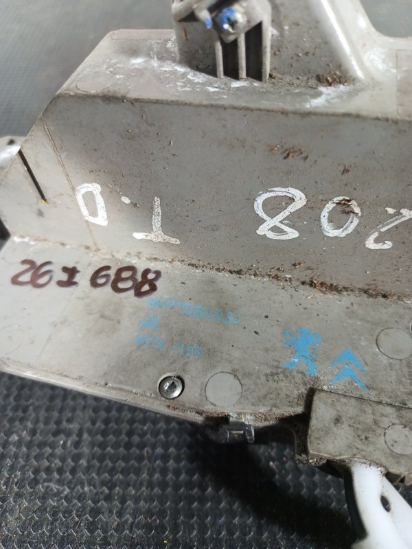 Fecho Porta PEUGEOT 208 TRAZ DIREITA 9688080980