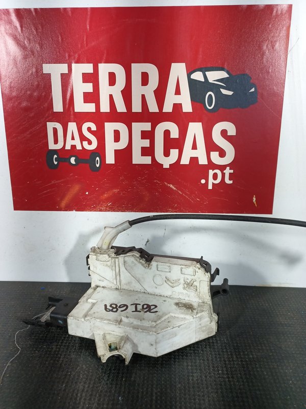 Fecho Porta CITROEN C3 TRAZ DIREITA PSA836155