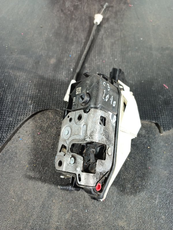 Fecho Porta CITROEN C3 II TRAZ DIREITO PSA006249