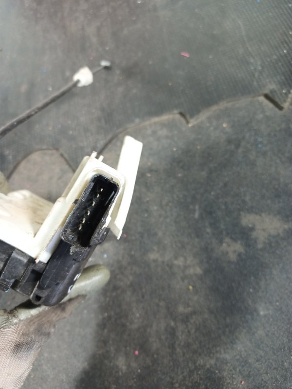 Fecho Porta CITROEN C3 II TRAZ DIREITO PSA006249