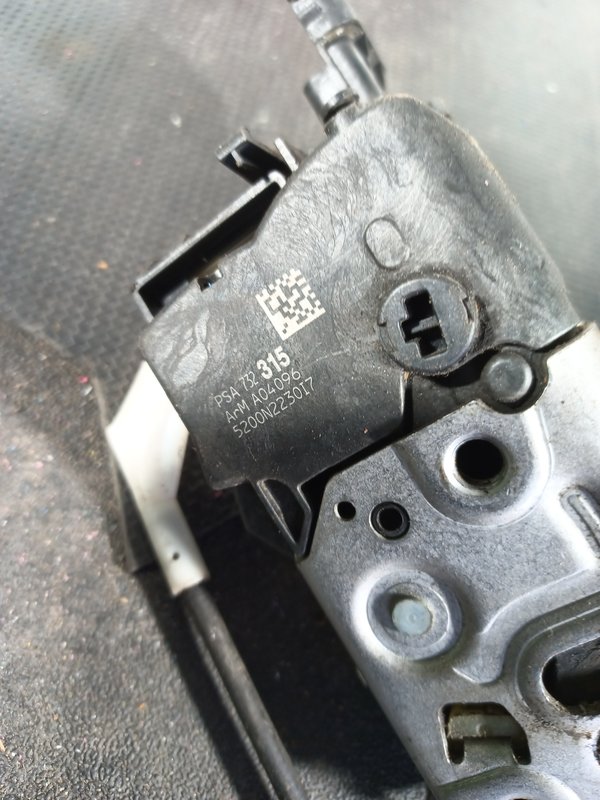 Fecho Porta CITROEN C3 II TRAZ DIREITA PSA732315