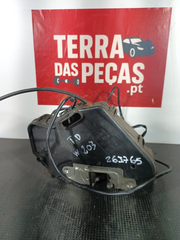 Fecho Porta MERCEDES CLASSE C TRAZ DIR 2037300235