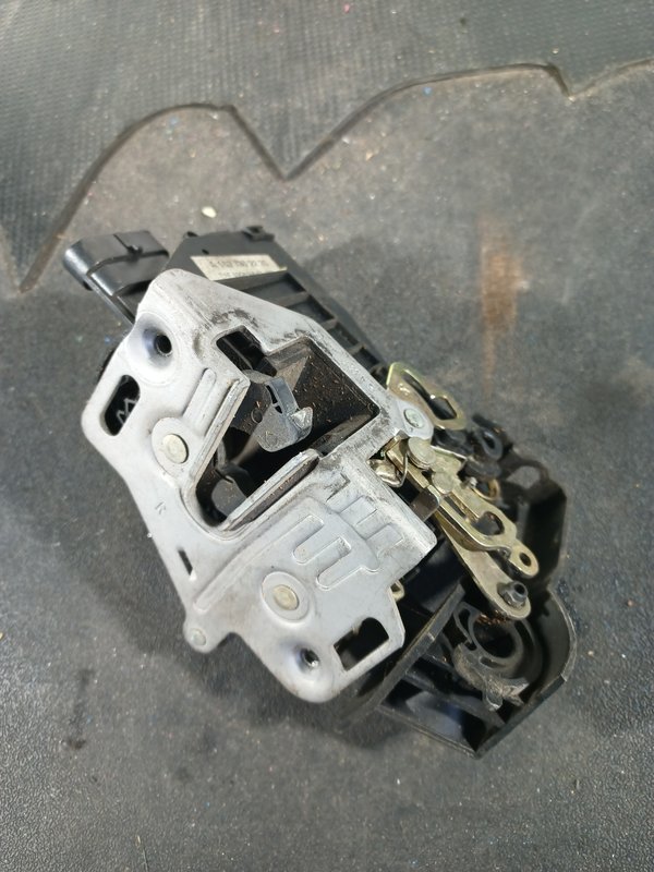 Fecho Porta MERCEDES CLASSE ML TRAZ DIR A1637302235