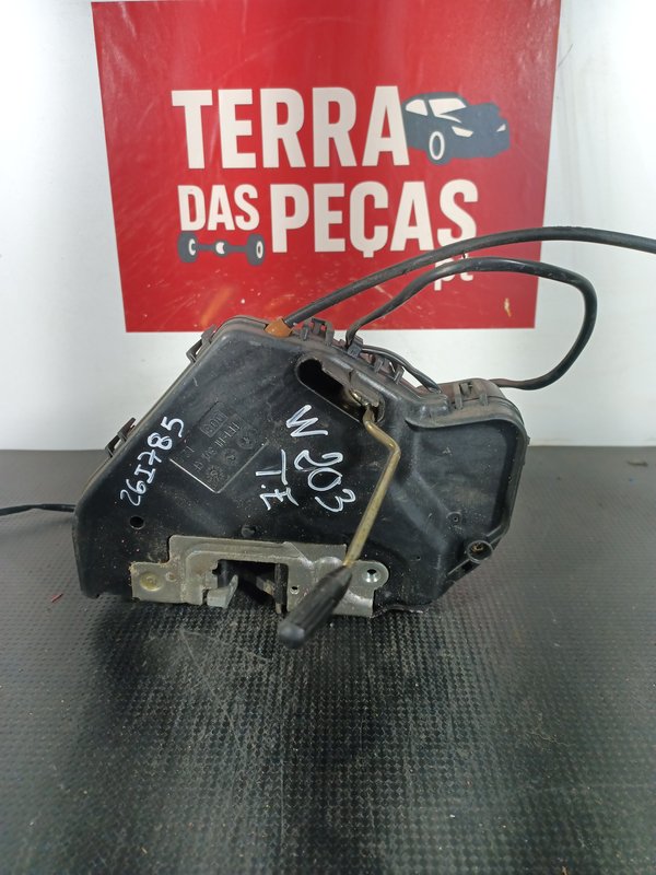 Fecho Porta MERCEDES CLASSE C TRAZ ESQ 203730013506