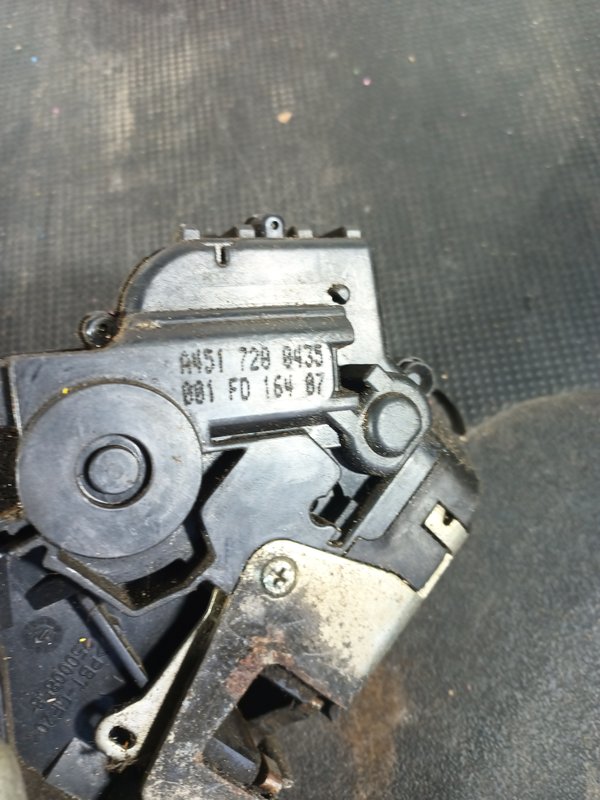 Fecho Porta SMART FORTWO COUPE / CABRIO DIR A4517200435