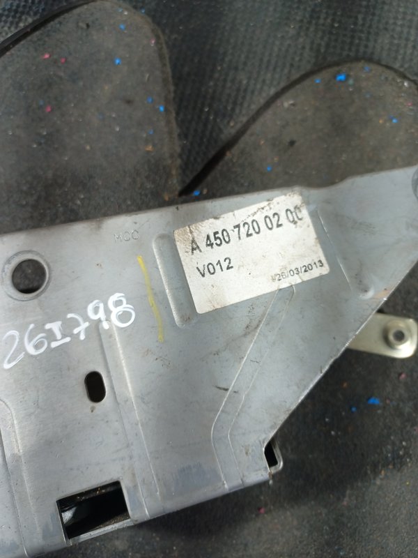 Fecho Porta SMART FORTWO 450 FRENTE DIR A4507200200