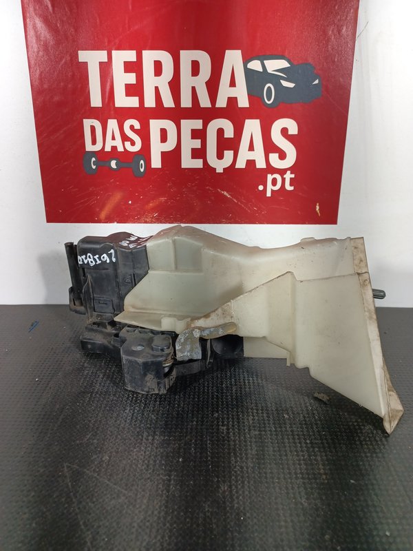 Fecho Porta MERCEDES CLASSE E FRENTE ESQ 2027203535