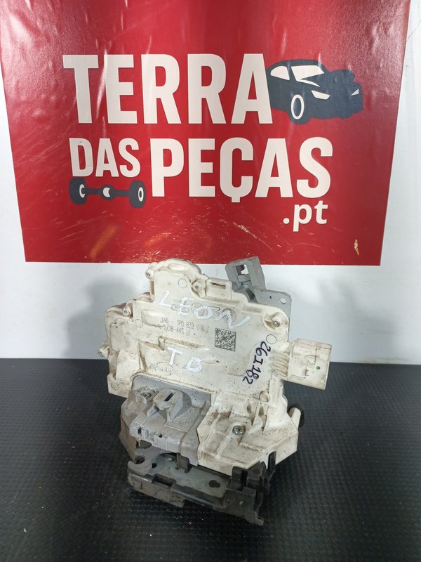 Fecho Porta SEAT LEON II TRAZ DIREITA 1P0839016