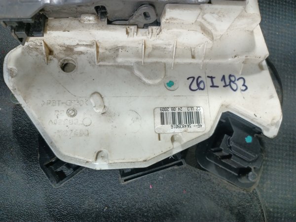 Fecho Porta VW POLO V TRAZ DIREITA 5K4839016
