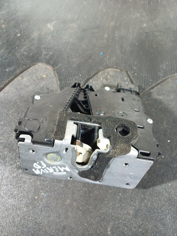 Fecho Porta OPEL MERIVA B/CORSA D F. DIR 13258274