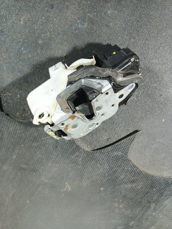 Fecho Porta OPEL INSIGNIA A FRENTE DIR 13578523