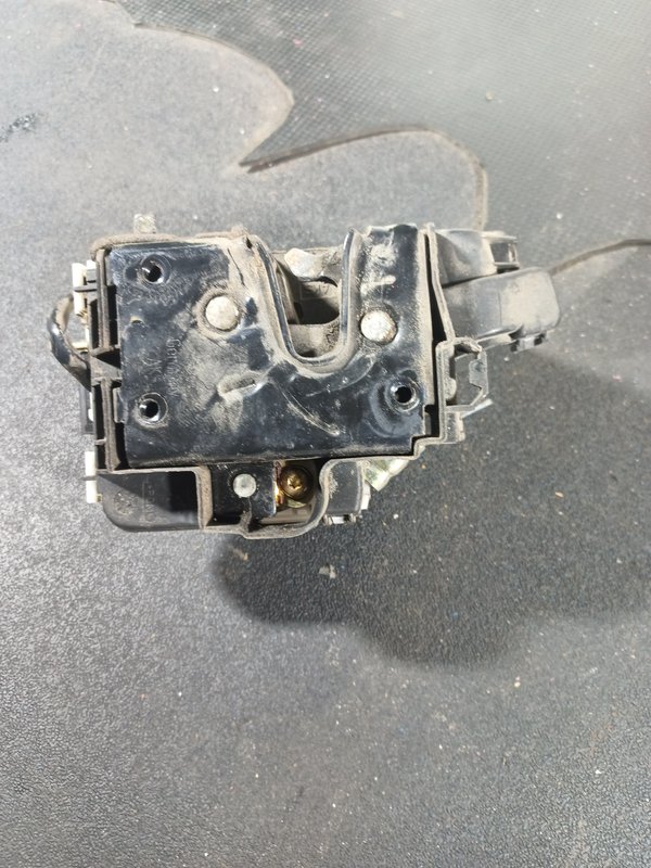 Fecho Porta SEAT IBIZA II TRASEIRA DIREITA 6K4839016G