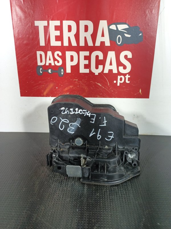 Fecho Porta BMW S3 E91 FRENTE ESQ 7229461