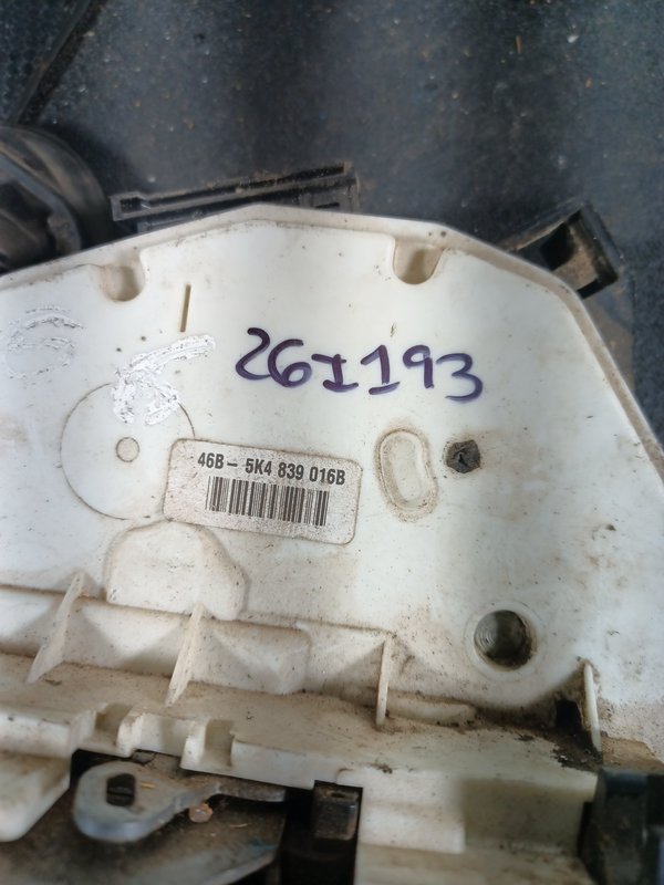 Fecho Porta VW GOLF VI TRAZ DIREITA 5K4839016B
