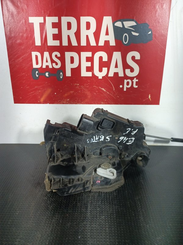 Fecho Porta BMW S3 E46 FRENTE ESQ 7011241