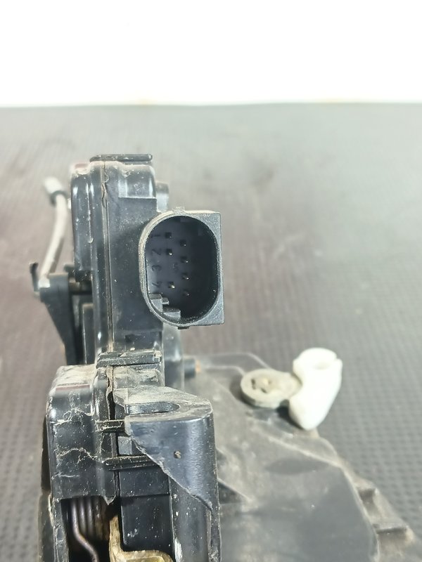 Fecho Porta BMW S3 E46 FRENTE ESQ 7011241