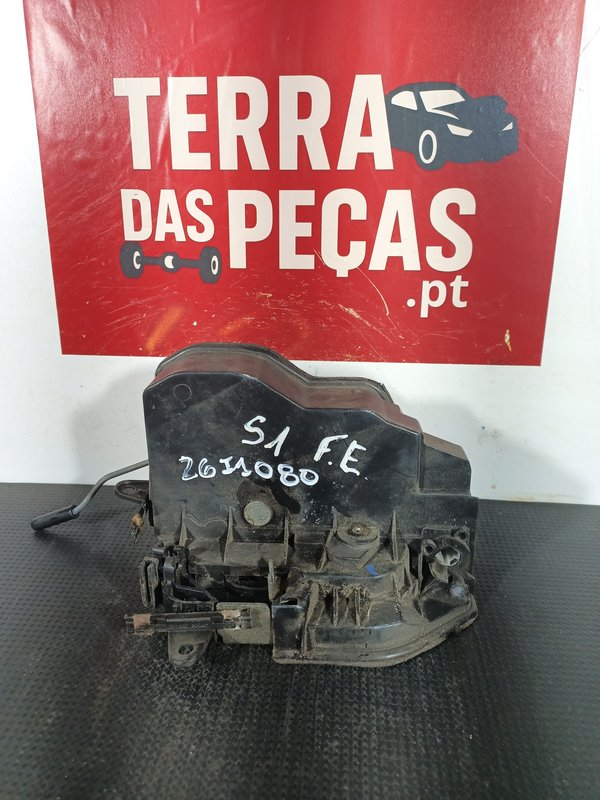 Fecho Porta BMW S1 E87/F20/F21 FRENTE ESQ 7202149