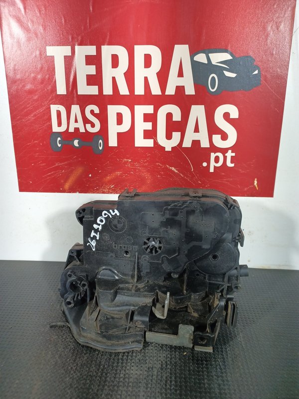 Fecho Porta BMW S1 E81/E87 FRENTE DIR 7059974