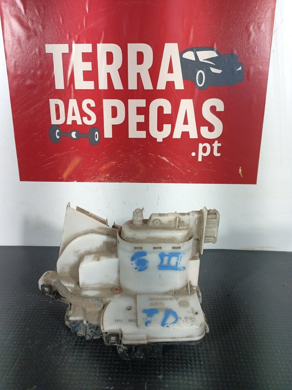 Fecho Porta VW GOLF III TRAZ ESQUERDO 1H4862153