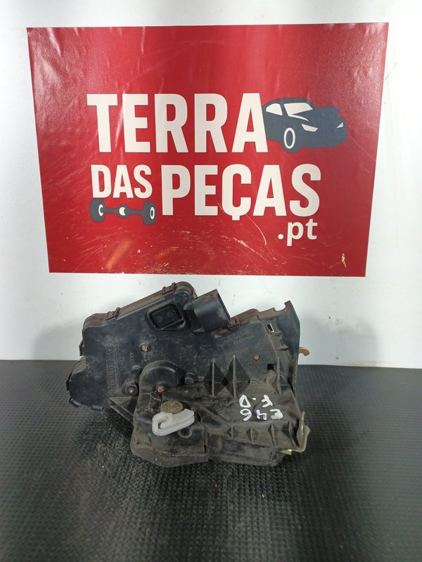 Fecho Porta BMW S3 E46 FRENTE DIR 7011244