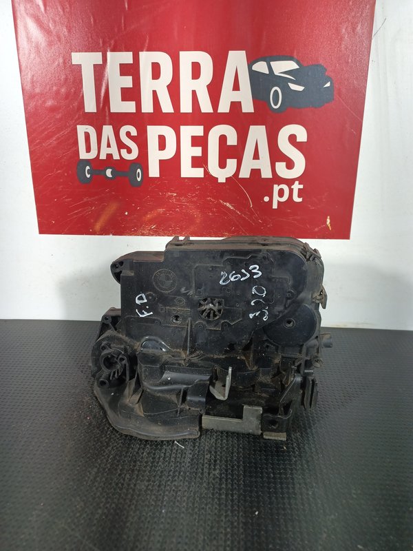 Fecho Porta BMW S3 E90/E91 TRAZ DIR 7060296