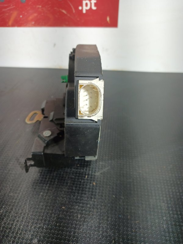 Fecho Porta MINI R50/R53 FRENTE DIREITA ALR97840556769