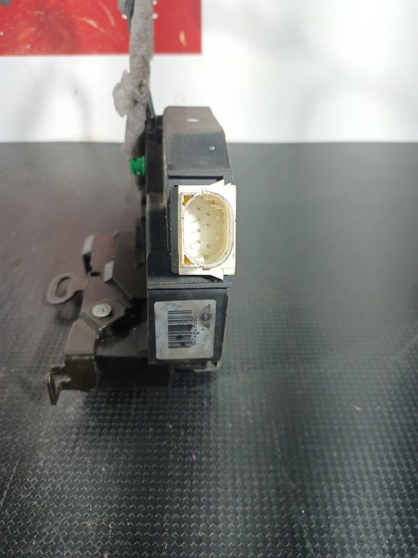 Fecho Porta MINI R50/R53/R56 FRENTE DIREITA 0556767-09