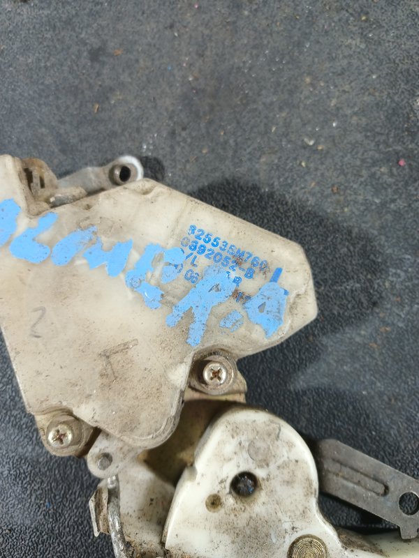 Fecho Porta NISSAN ALMERA TRAZ ESQ 82553BM760