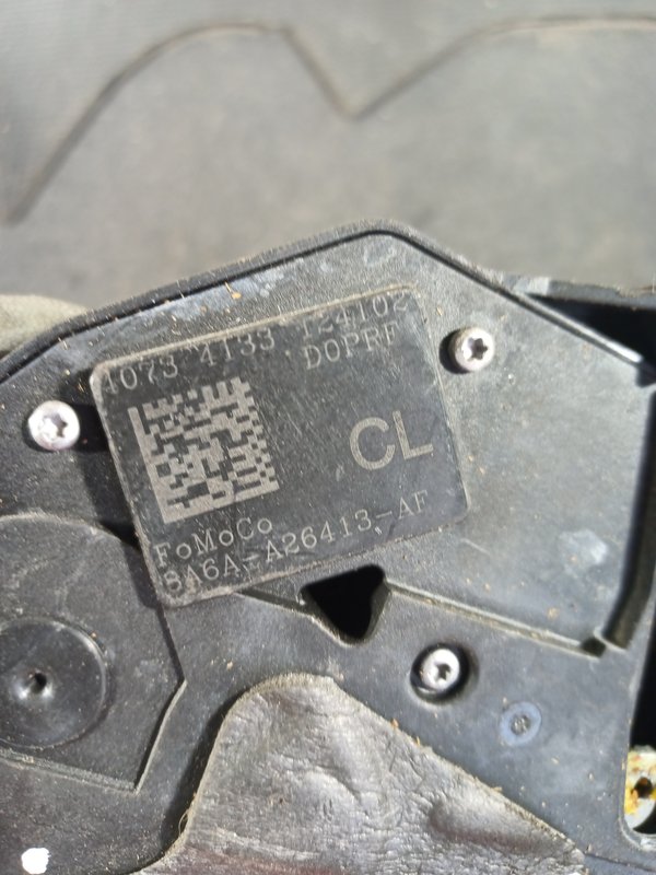 Fecho Porta FORD FIESTA VI TRAZ ESQ 8A6AA26413AF